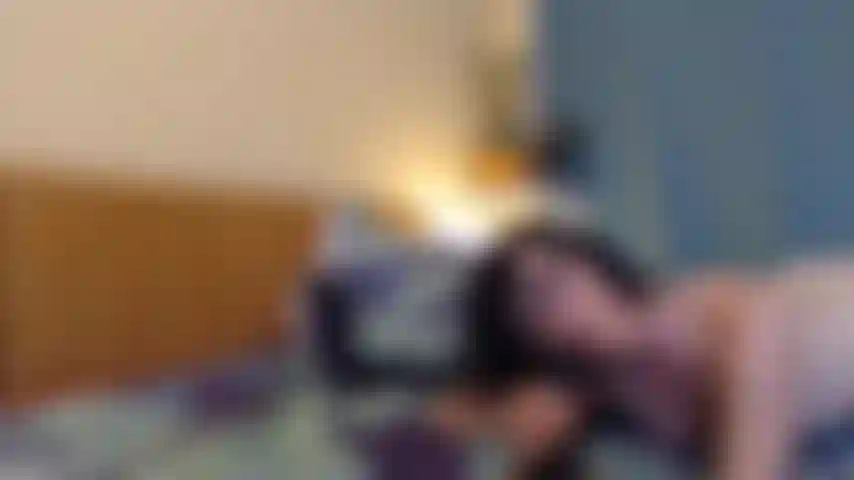 Cavalco il tuo cazzo nero finché non ci faccio venire!