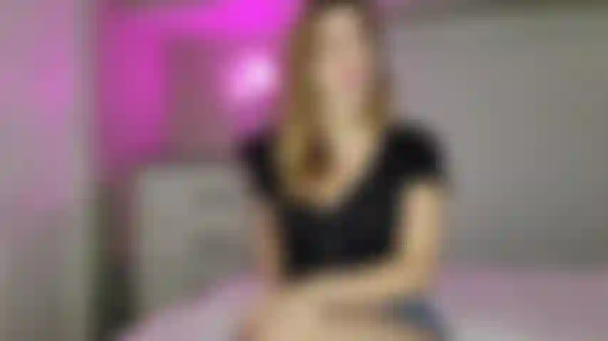 Nuovo anno, nuova te: diamo il benvenuto al nuovo anno con te che ti vesti in lingerie, ti metti in gabbia, ti metti in gabbia e ti metti sul grinder. Tutto mentre tu sei negata!