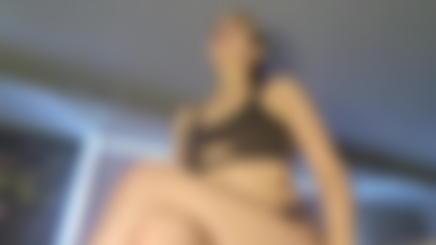 Adorazione dei piedi: sei stata buona, ecco la tua ricompensa. Adora i miei piedi proprio come ti dico, segui tutte le mie indicazioni e forse otterrai un'altra ricompensa!