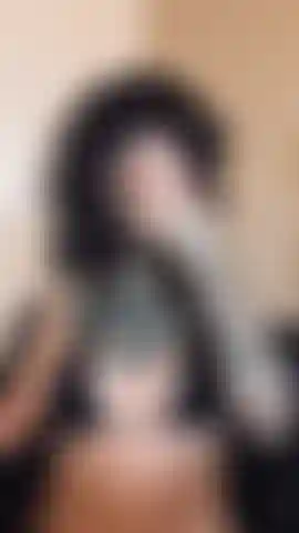 Sph - la mia ragazza goth cattiva ride del tuo piccolo cazzo.