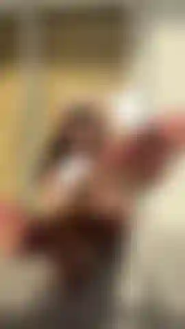 21. Per i miei schiavi dei piedi! Le mie dita dei piedi perfette nella tua bocca. 3 Video in 1 (in casa, in balcone e in piscina).
