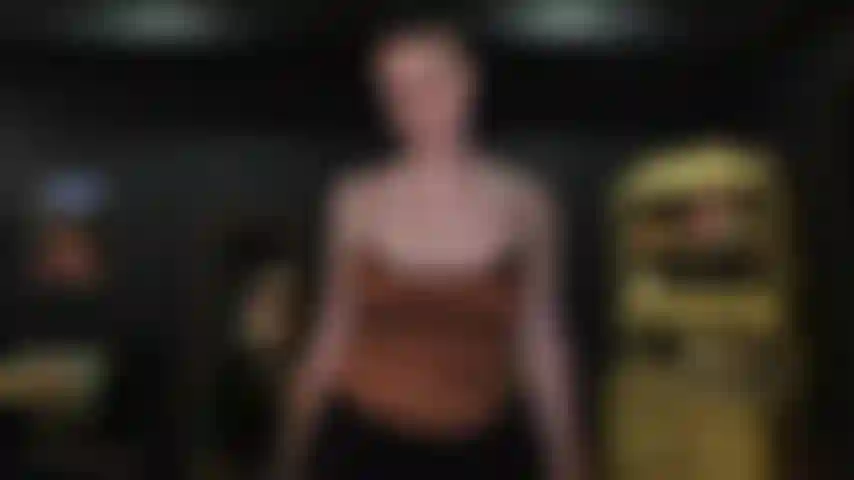 Joi inizia e si ferma.