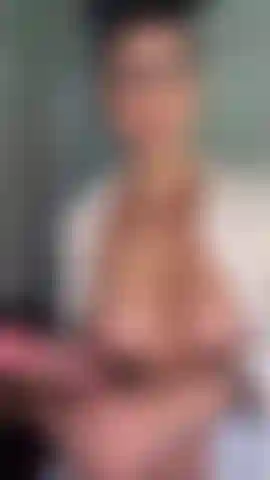Adoro frustare il tuo patetico pene con la mia cintura! Cbt con dirty talk/femdom!