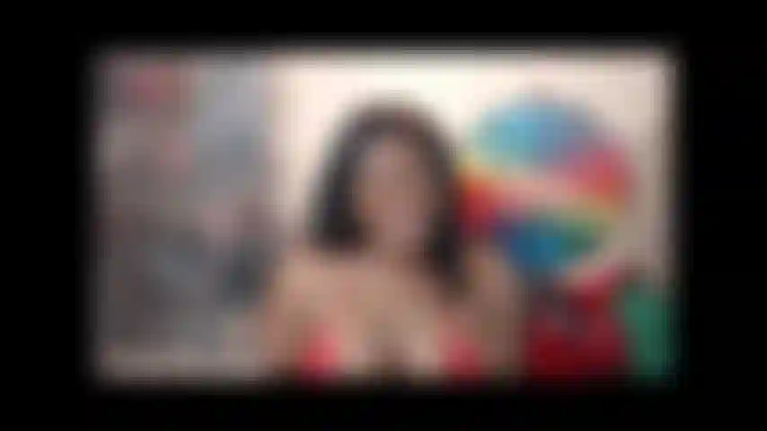 Spettacolo registrato: un perdente con un piccolo cazzo si fa scopare il culo.