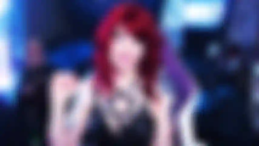 Femdom - sph con suggerimento di cuck.