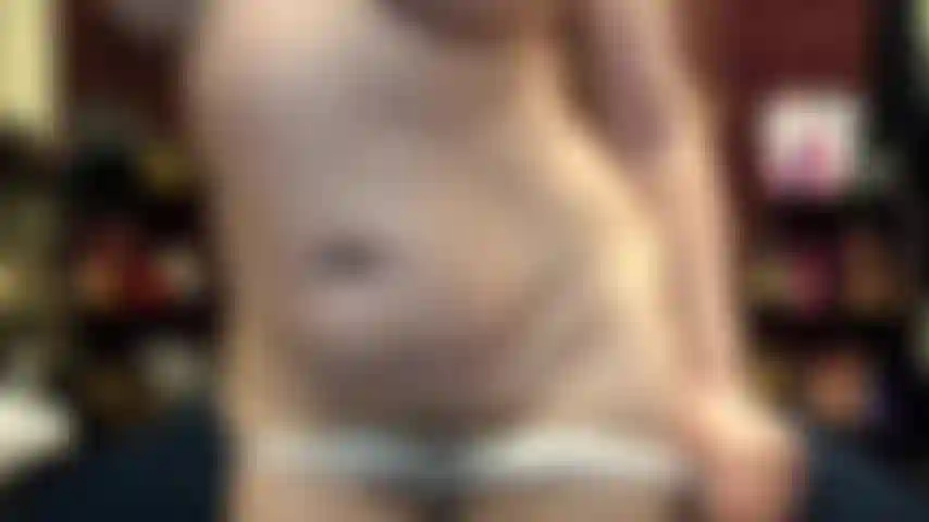 ( Gs.375) GoldieStar si esibisce nel gold show. Roleplay (chiamare per nome tutti i ragazzi nella stanza...) 9:01 Minuti. Una milf, con tette grandi, mutandine bianche, squirting, anale, doppia penetrazione interrazziale, figa aperta (6/12/2021).