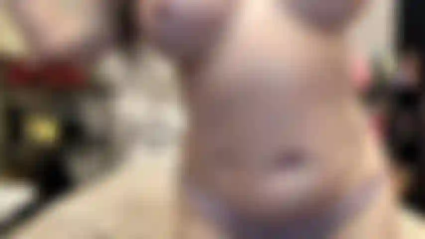 ( Gs.457) GoldieStar si esibisce nel gold show. Gioco di ruolo (chiamare tutti nella stanza per nome...) 11:01 Minuti. Gilf, tette grandi, piedi nudi, figa pelosa, schizzi, anale, doppia penetrazione interrazziale (05/02/2022).