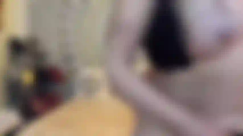 ( Gs.863) GoldieStar si esibisce nel gold show - 11 minuti. Maga, grandi tette, calze nere, culo grosso, schizzi, olio, anale, doppia penetrazione (2/11/2024).