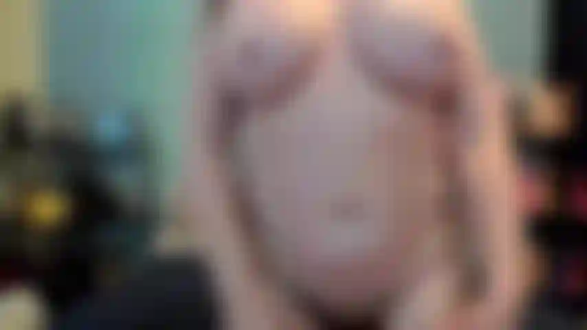 ( Gs.932) GoldieStar si esibisce nel gold show - 10 minuti. Grandi tette, culo grosso, gilf, figa pelosa, schizzi, anale, doppia penetrazione, piedi nudi, figa aperta (4/1/2023).