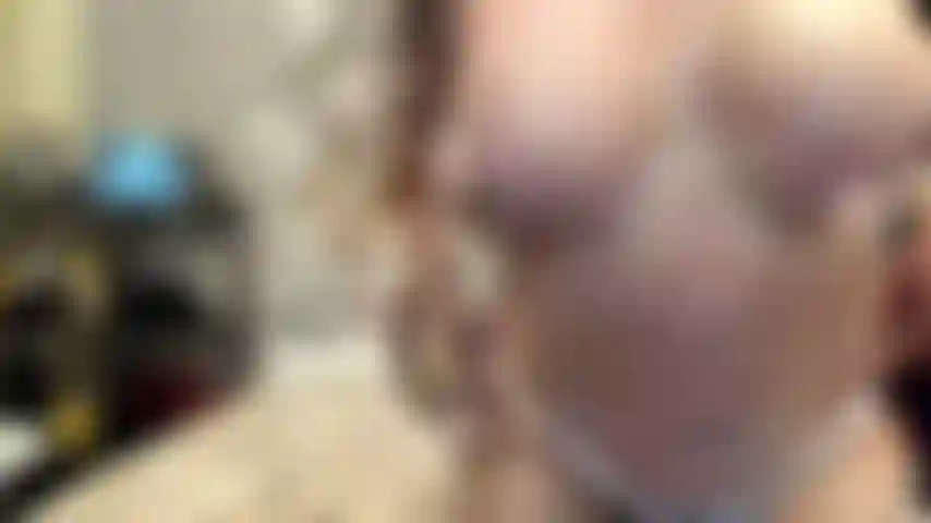 ( Gs.736) GoldieStar si esibisce nel gold show - 10 minuti. Tette grandi, figa pelosa, culo grosso, gilf, schizzi, piedi nudi, tacchi alti a spillo neri, sesso anale (25/08/2022).