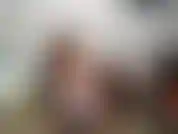 (1) Guarda GoldieStar giocare con le palle della figa e sditalinarle il culo stretto.