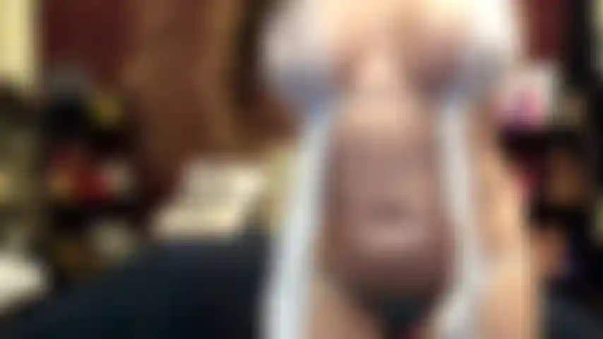 ( Gs.374) GoldieStar si esibisce nel gold show. Roleplay(chiamando per nome tutti i ragazzi nella stanza...) 11 Minutes. Top bianco, tette grandi, figa pelosa, schizzi, anale, doppia penetrazione, olio (6/12/2021).