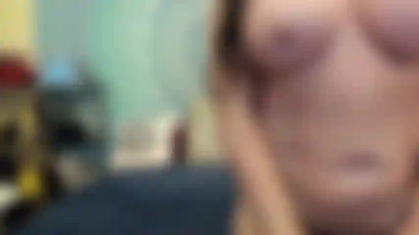 ( Gs.701) GoldieStar si esibisce nel gold show - 10:01 minuti. Gilf, figa pelosa, tette grandi, grosso dildo rosa, piedi nudi, schizzi, anale, doppia penetrazione (8/12/2022).