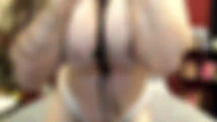 ( Gs.507) GoldieStar si esibisce nel gold show (chiamando tutti nella stanza per nome...) 14:54 Minuti. Gilf, giocattolo interattivo, piedi nudi, schizzi, tette grandi, olio, primi piani, anale, doppia penetrazione (9/4/2022).