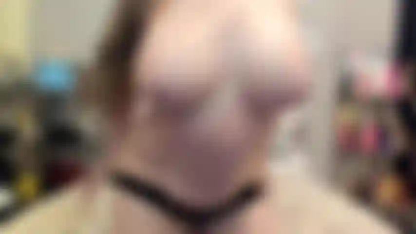 ( Gs.728) GoldieStar si esibisce nel gold show - 11 minuti. Grandi tette, culo grosso, gilf, squirting, figa pelosa, piedi nudi, anale, doppia penetrazione, tutti dildo bianchi (21/08/2022).