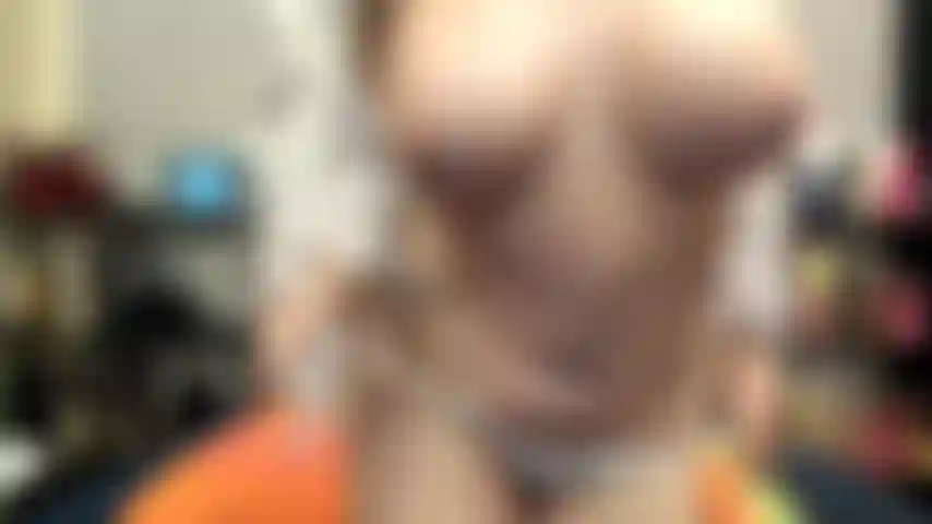 ( Gs.811) GoldieStar si esibisce nel gold show - 10 minuti. Gilf, tette grandi, culo grosso, figa pelosa, schizzi, piedi nudi, sperma cremoso, anale, doppia penetrazione, giocattolo interattivo, molteplici dildo (19/11/2022).