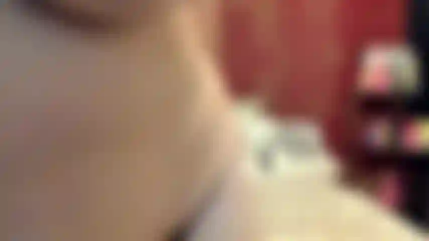 ( Gs.549) GoldieStar si esibisce nel gold show - 8 minuti. Grandi tette, figa pelosa, schizzi, piedi nudi, olio, anale, doppia penetrazione, sperma cremoso (30/04/2022).