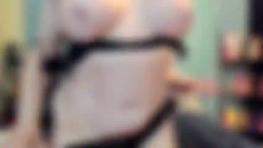 ( Gs.935) GoldieStar si esibisce nel gold show - 6:59 minuti. Grandi tette, culo grosso, gilf, figa pelosa, piedi nudi, figa aperta (4/1/2023).