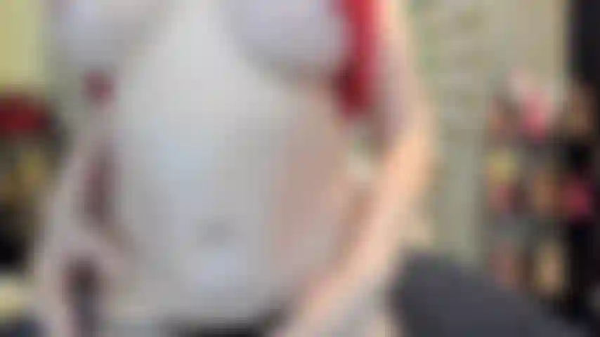 ( Gs.867) GoldieStar si esibisce nel gold show - 15 minuti. Figa pelosa, piedi nudi, tette grandi, olio, dita nel culo, anale, sborrata con crema, squirting, primi piani (17/12/2022).