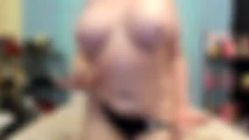 ( Gs.586) GoldieStar si esibisce nel gold show - 8:56 minuti. Gilf, tette grandi, figa pelosa, piedi nudi, schizzi, anale, doppia penetrazione (27/05/2022).