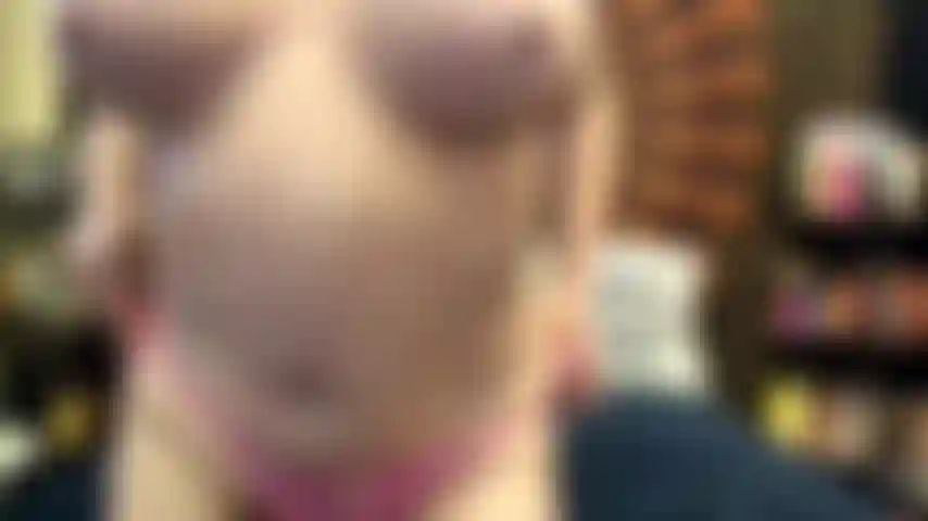 ( Gs.776) GoldieStar si esibisce nel gold show - 10:01 minuti. Gilf, piedi nudi, figa pelosa, schizzi, anale, doppia penetrazione (11/10/2022).