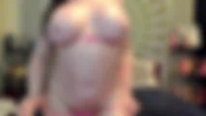 ( Gs.921) GoldieStar si esibisce nel gold show - 10:01 minuti. A piedi nudi, con tette grandi, culo grosso, gilf, figa pelosa, squirting, anale, doppia penetrazione, dildo multipli, figa aperta (3/262023).