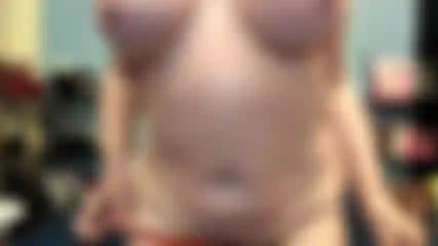 ( Gs.652) GoldieStar si esibisce nel gold show - 11 minuti. Grandi tette, gilf, figa pelosa, culo grosso, squirting, anale, doppia penetrazione interrazziale, piedi nudi (30/06/2022).