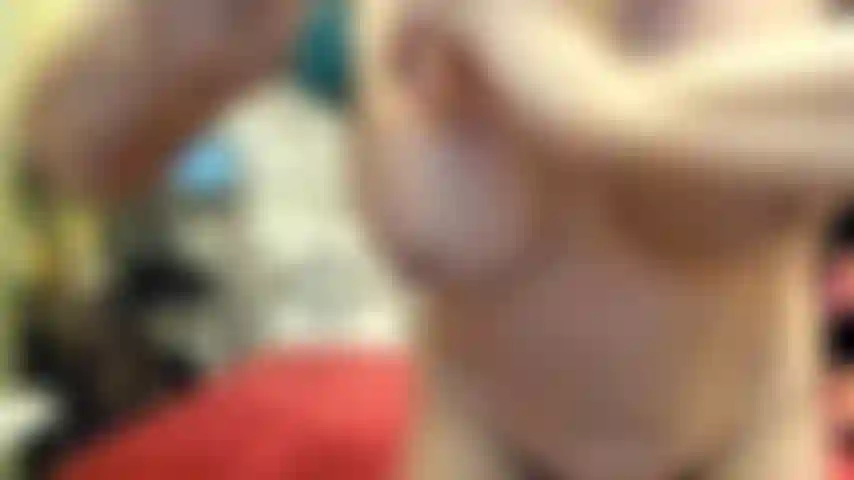 ( Gs.800) GoldieStar si esibisce nel gold show - 15 minuti. Piedi nudi, tette grandi, culo grosso, figa pelosa, schizzi, grosso dildo rosa, sperma cremoso, gioco con i piedi, anale, doppia penetrazione (13/11/2022).