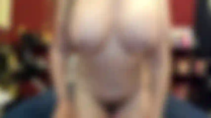 ( Gs.526) GoldieStar si esibisce nel gold show - 8:40 minuti. Grandi tette, gilf, figa pelosa, olio, schizzi, piedi nudi, anale, doppia penetrazione, sperma cremoso, tutti vibratori neri (24/04/2022).