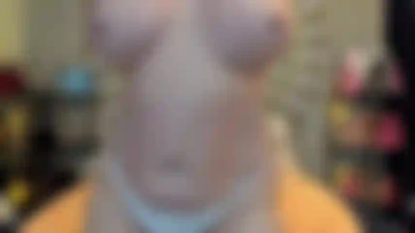 ( Gs.888) GoldieStar si esibisce nel gold show - 15 minuti. Tette grandi, culo grosso, gilf, figa pelosa, schizzi, piedi nudi, olio, primi piani della figa, sperma cremoso, anale, doppia penetrazione, palline anali (8/1/2023).