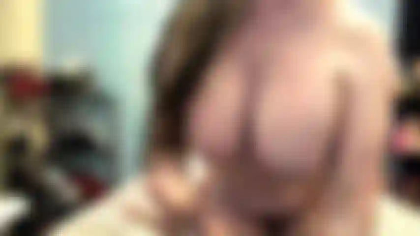 ( Gs.602) GoldieStar si esibisce nel gold show - 11 minuti. Grandi tette, culo grosso, schizzi, piedi nudi, figa pelosa, giochi con la figa, gilf, anale, doppia penetrazione (65/2022).