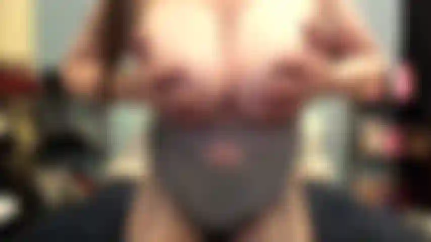 ( Gs.625) GoldieStar si esibisce nel gold show - 11:01 minuti. Grandi tette, figa pelosa, gilf, culo grosso, figa aperta, schizzi, piedi nudi, anale, doppia penetrazione (23/06/2022).