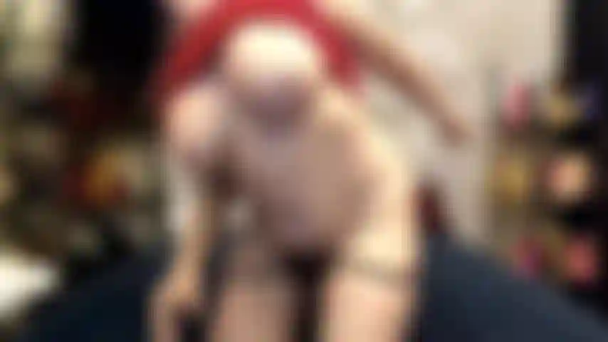 ( Gs.398) GoldieStar si esibisce nel gold show. Roleplay(chiamando per nome tutti i ragazzi nella stanza...) 10 Minuti. Una milf, tette grandi, mutandine nere, giocattolo interattivo, schizzi, piedi nudi, imbottitura delle mutandine, figa pelosa, anale, doppia penetrazione interrazziale (17/12/2021).