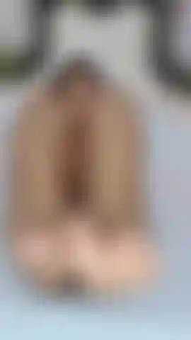 La mia figa vibra.