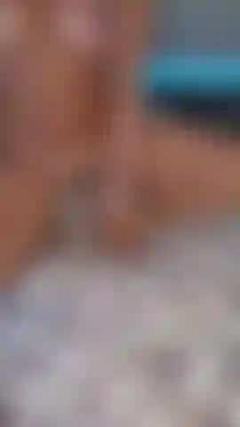 Accovacciata sul mio dildo, guarda i miei fantastici seni rimbalzare. X.