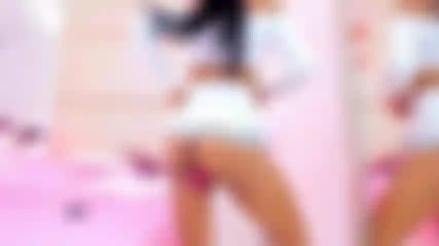 Un bel corpicino sexy e vibrazioni.