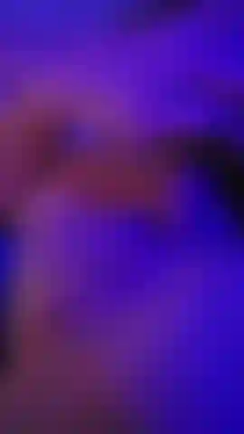 Un dildo nella figa.