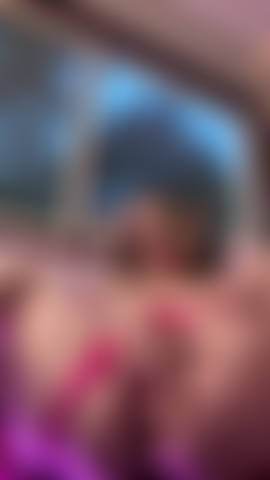 Adoro le dita e i giocattoli anali.