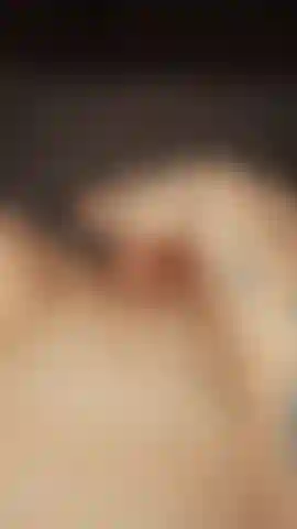 Sono abbastanza bagnata per te? 😏.