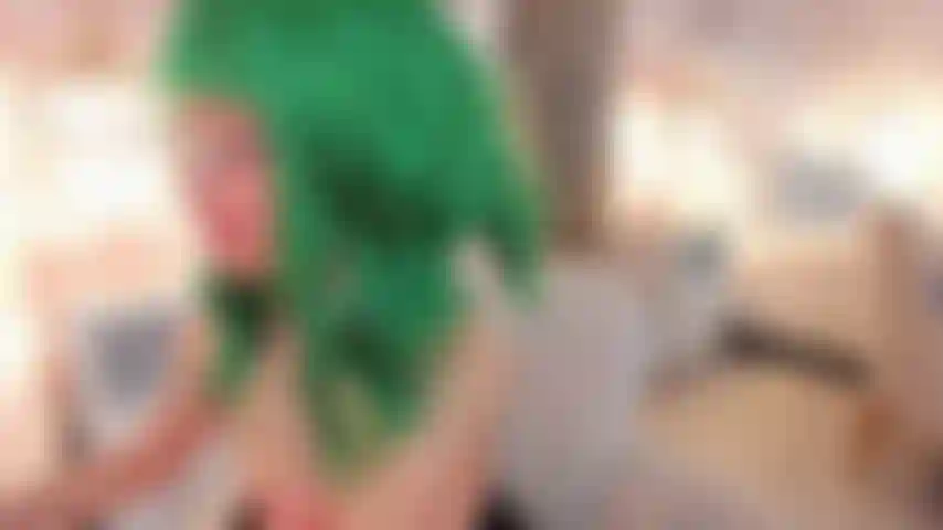 Hi honey, do you like cosplay girls, look at me, I know you're going to love my gestures and how I touch my sexy and hot body.