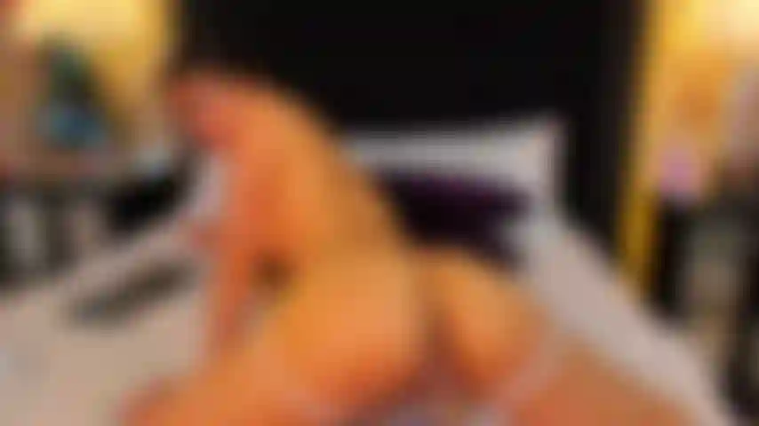 Prova un grosso culo latino giocoso.