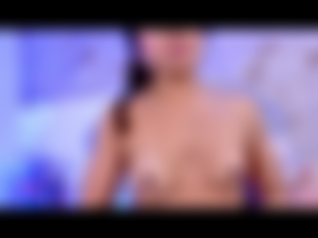 Un grosso schizzo sulla tua faccia e sulla tua bocca.