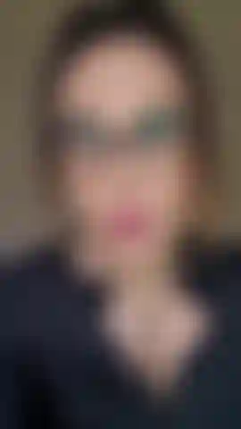 Quello non è un cazzo, è un minuscolo escrescenza di pelle da sfigato. Adoro ricordare a uomini come te quanto sia patetico il tuo cazetto minuscolo e umiliarti a fondo per quella patetica escrescenza di pelle da sfigato. Sph brutale da parte di una humiliatrix. Dominazione psicologica. Umiliazione.
