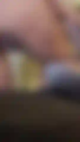 Adoro e sono una sgualdrina: il mio culo, il mio buco del culo, la mia figa, un perizoma e discorsi sporchi.