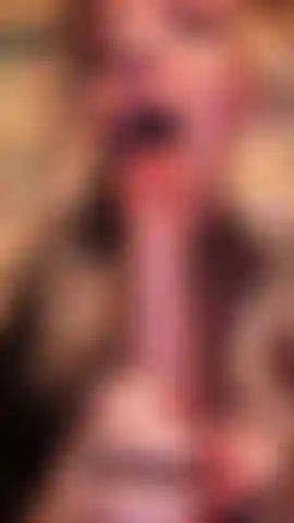 Scherza bj. Ecco come ti succhierei il cazzo!!!