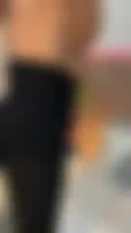 Slow, sensual reveal… soft skin, teasing rhythm and a little surprise at the end 😏 unlock me