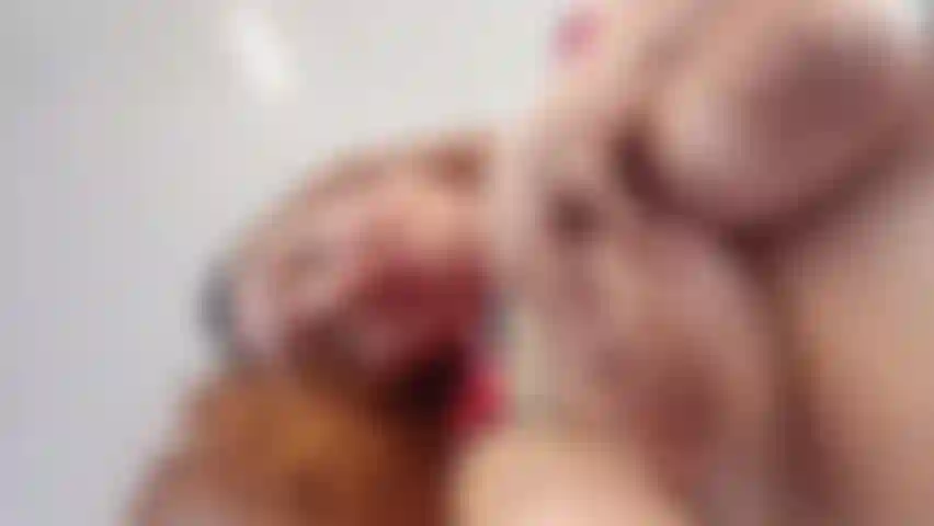 So cosa hai visto. Ti piacciono i miei piercing ai capezzoli?