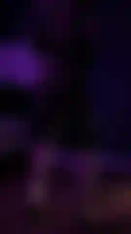 Twerkami il culo.