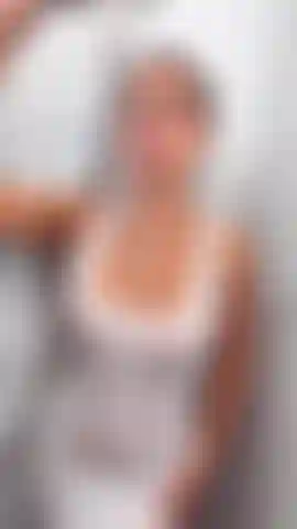 Oggi mi sento davvero cattiva sotto la doccia!