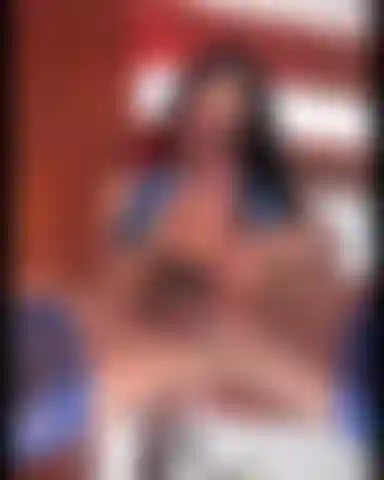 Ivanna viene molto velocemente.